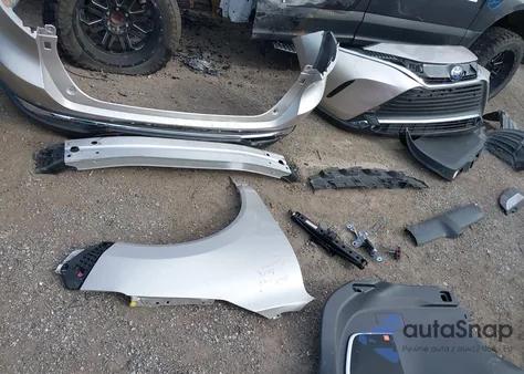 2024 Toyota Venza Limited z USA, uszkodzony, nr VIN JTEAAAAH4RJ172353